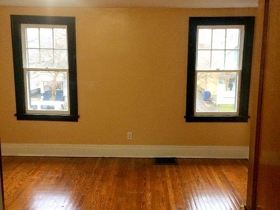 3rd image of 60 Schuele Ave