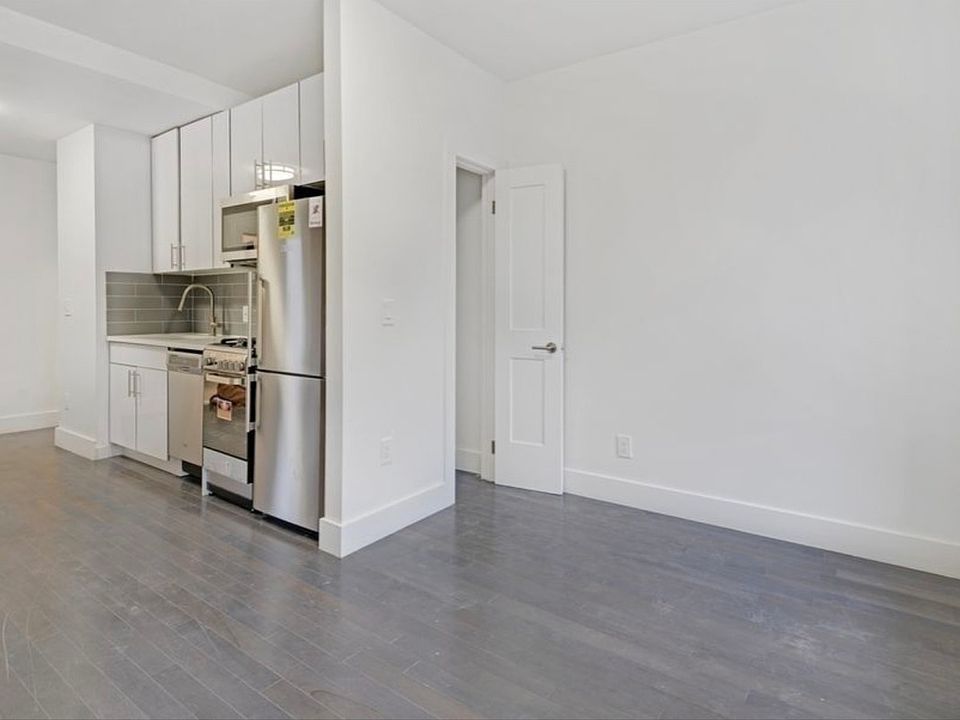 2nd image of 31 E 1st St APT 3A