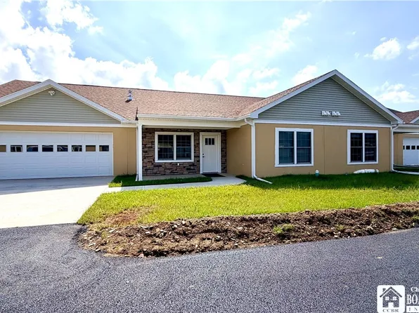 11 Louisa Ave, Jamestown, NY 14701