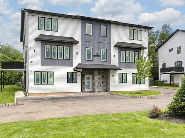 17 Old Nyack Turnpike #201, Monsey, NY 10952