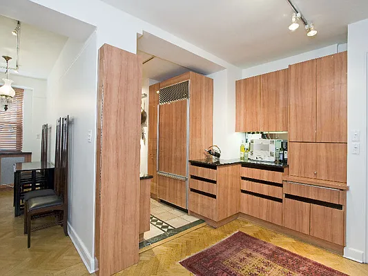 Sold by Sotheby's International Realty | media 7