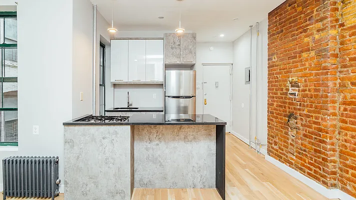 Rented by Nooklyn NYC LLC | media 12
