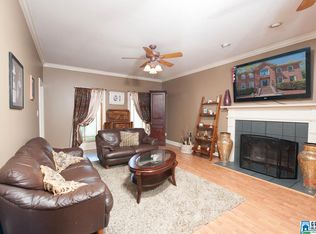 1696 Monteagle Dr, Birmingham, AL 35244
