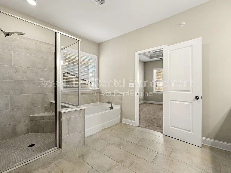 105 W Dixie Ave SE — Photo 20