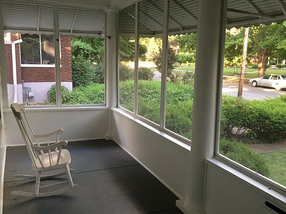 2nd image of 2055 Alta Ave