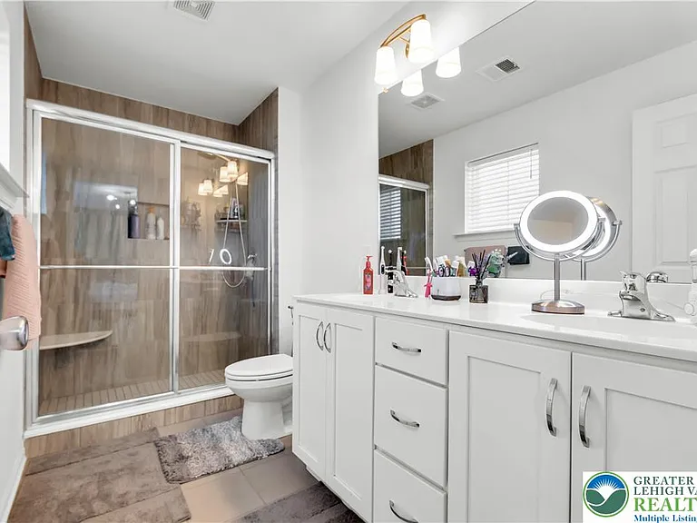 5044 Bellflower Dr — Photo 54