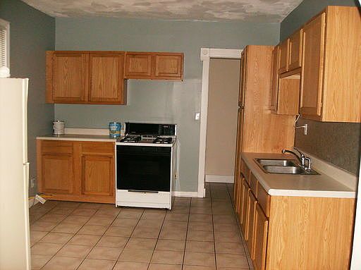 4th image of 502 Worden St SE #502