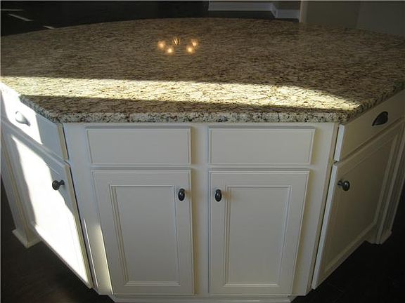 3rd image of 2348 Carouth Ct #514-lot 514