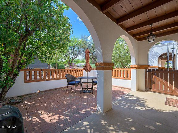 3rd image of 317 S Paseo Quinta