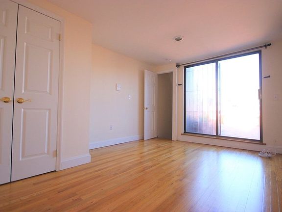 2nd image of 235 E 13th St APT 6H