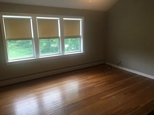 2 bed, 1000 sqft, $1,800 — Photo 4