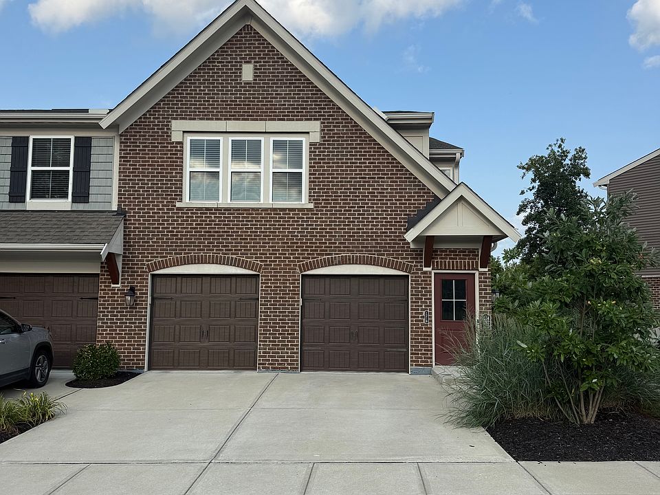 1st image of 1218 Lemon Tree Ln #305