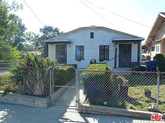 1st image of 6038 Burwood Ave
