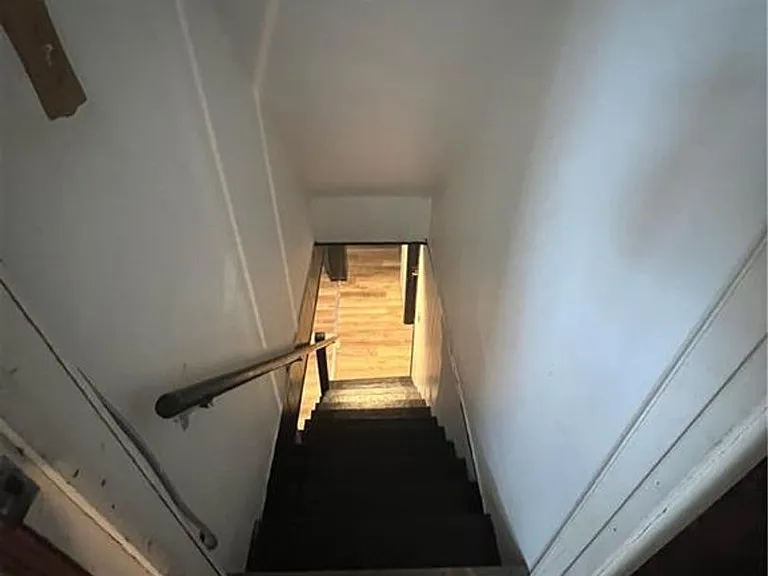 2401 Lawnherst Ave — Photo 33
