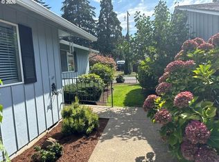 968 W L St, Springfield, OR 97477