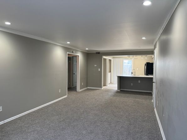 357 Fort Worth Ave APT 109