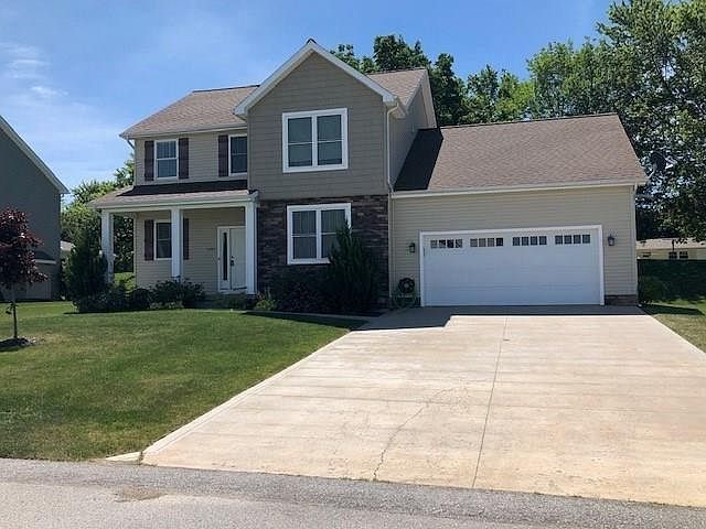 1st image of 7605 Birch Dr