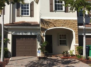 22392 SW 89th Ave, Cutler Bay, FL 33190