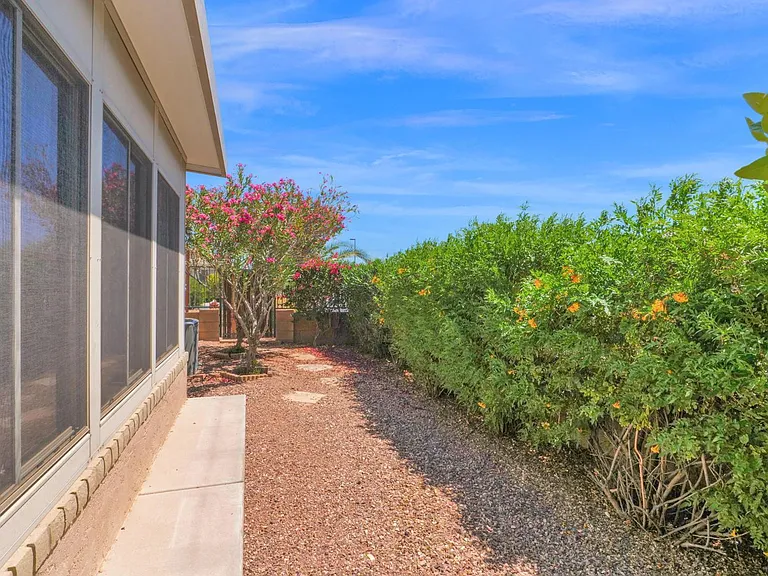 18166 W Camino Real Dr — Photo 26