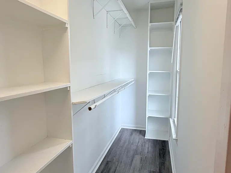 404 Canal St #B — Photo 12