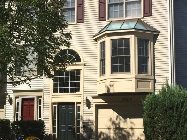 8406 Woodland Manor Dr, Laurel, MD 20724