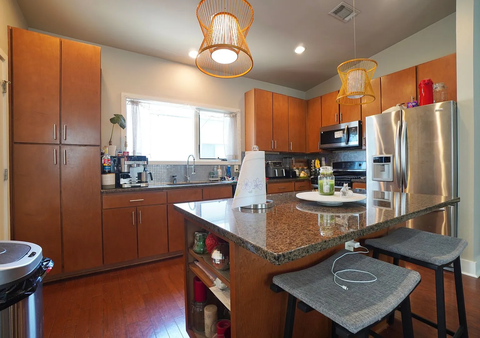 Beautiful 2BR, 2.5BA Townhome Minutes from Downtown Austin! — Photo 4