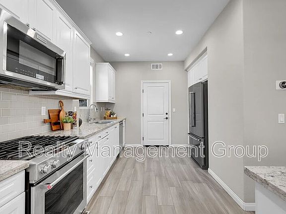 4th image of 16316 Veridian Cir
