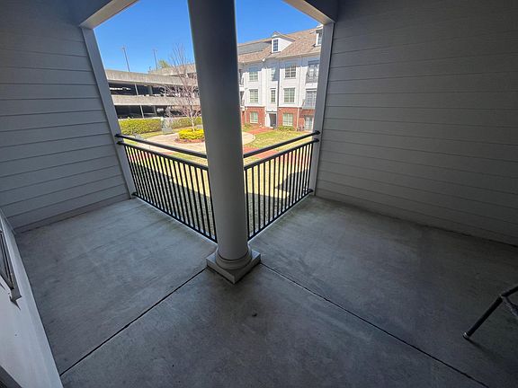 Large L shaped balcony