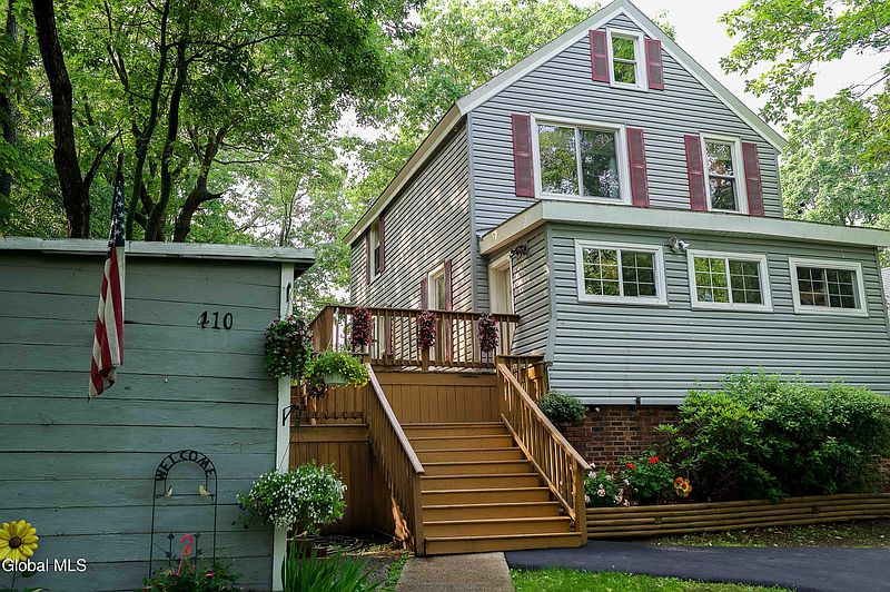 2nd image of 410 Lansing Avenue