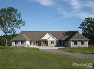 W314N354 Lara Ln, Delafield, WI 53018