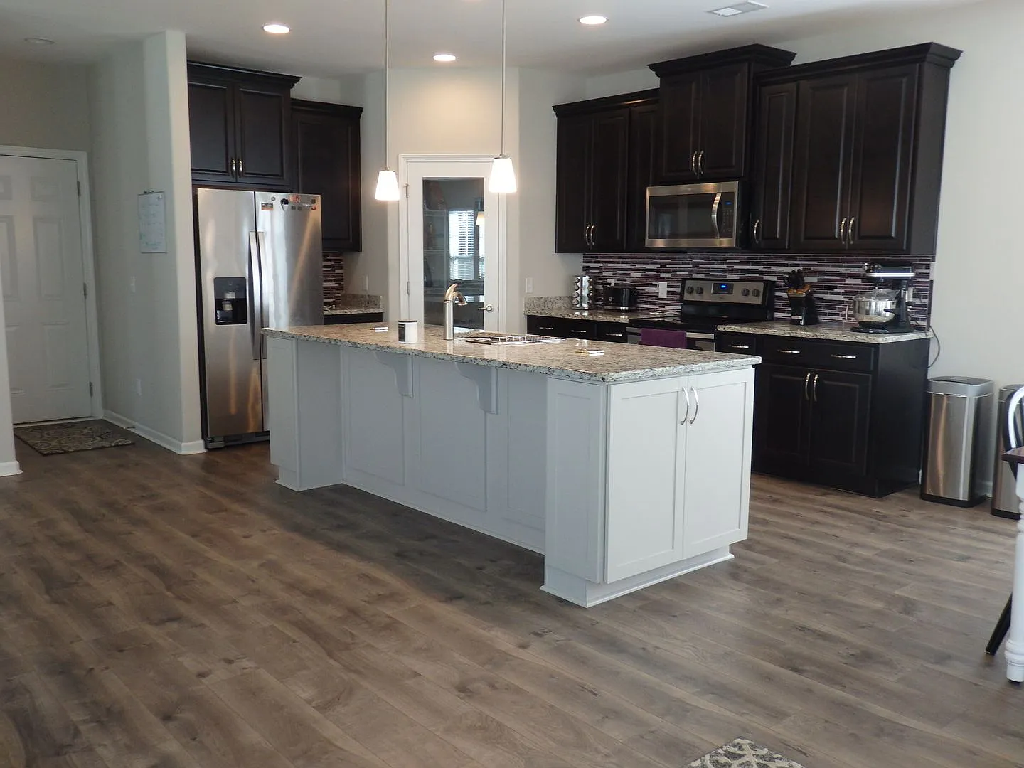 4 bed 2.5 bath in Richmond Hill, GA!! — Photo 4