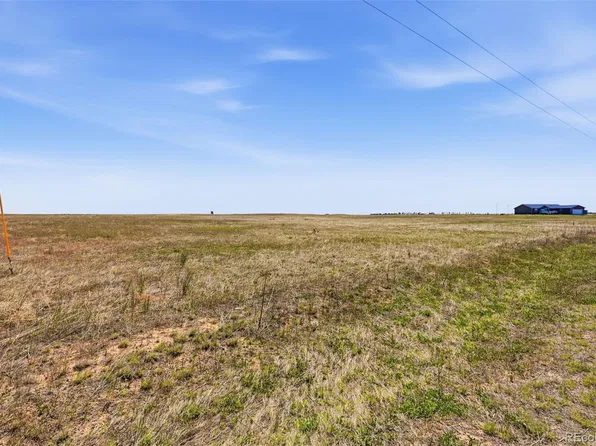 8 Timberlake Court, Byers, CO 80103