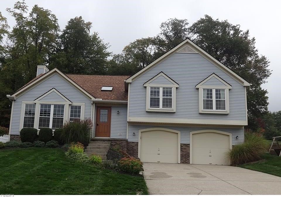 Welcome home to 2281 Sandalwood Drive, Twinsburg