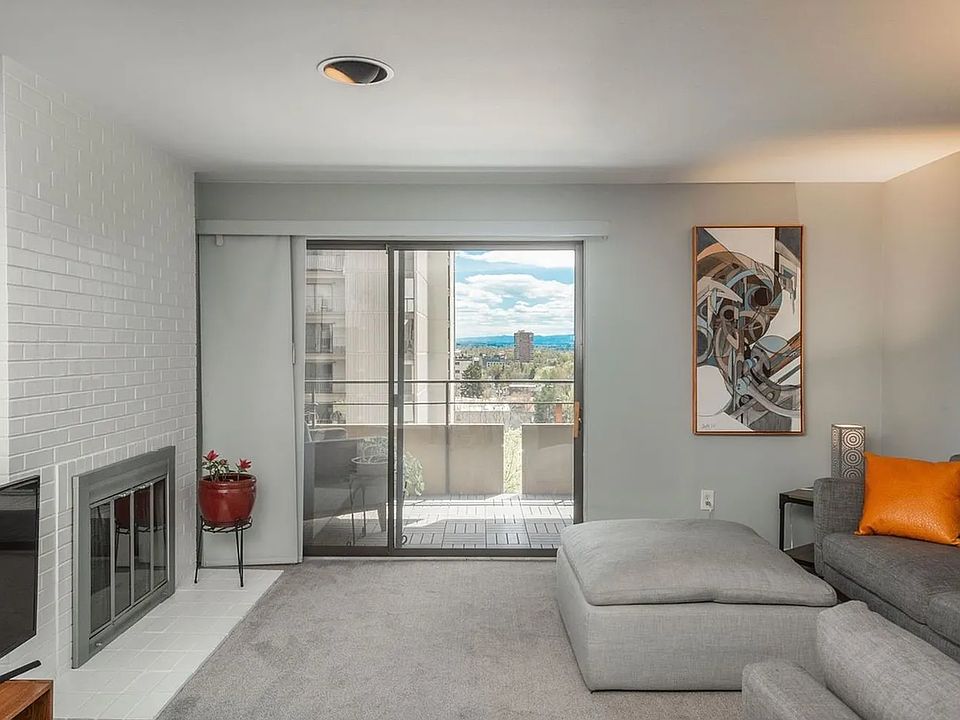 1st image of 800 N Pearl St #707L