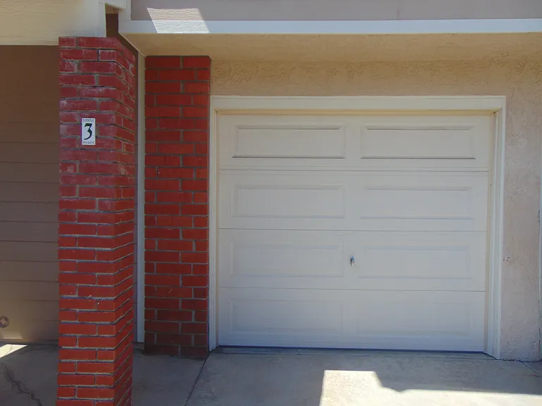 2009 Alabama St — Photo 19