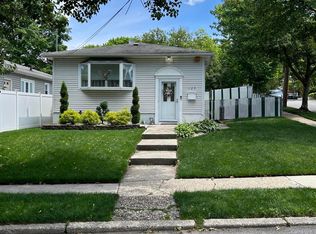 129 Brookfield Ave, Staten Island, NY 10308