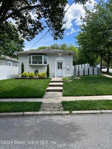 129 Brookfield Ave, Staten Island, NY, 10308
