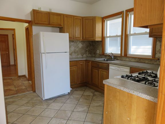 5th image of 22 Loudoun St
