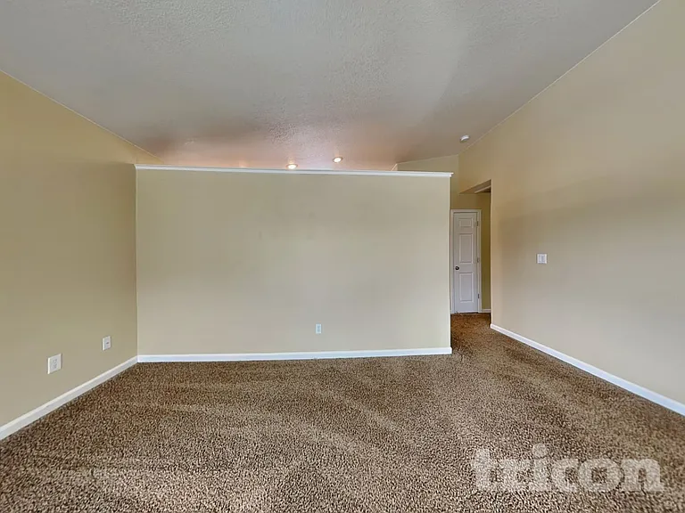 17880 Sweet Gum Ct — Photo 2