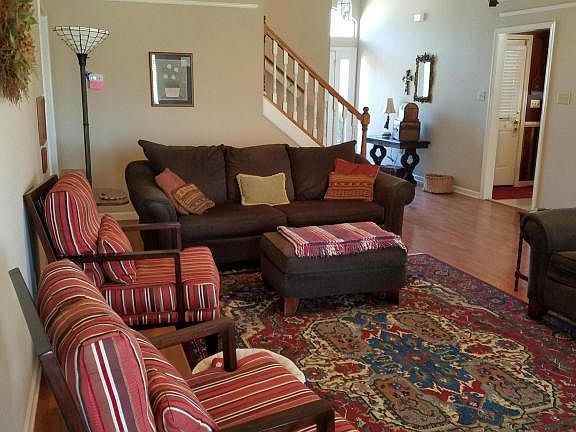 2nd image of 1141 Dogwood Hollow Dr