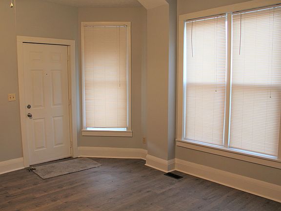 3rd image of 440 Linwood Ave