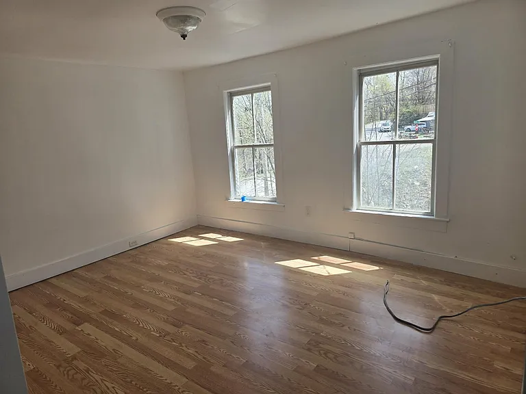 5 Reynolds Dr #2 — Photo 10