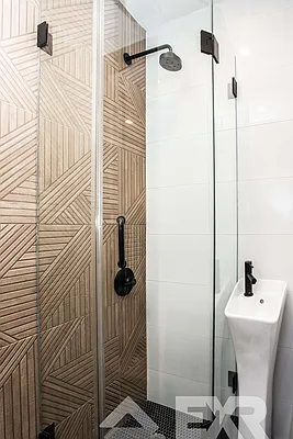 Rented by EXR | media 27