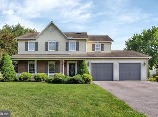 910 Ruby Ln, Wrightsville, PA 17368