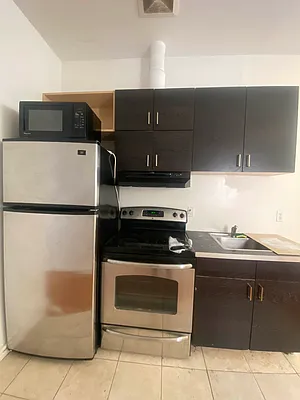 Rented by Hagstrom Management Inc | media 5