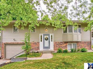 6637 S 83rd Ave, Ralston, NE 68127