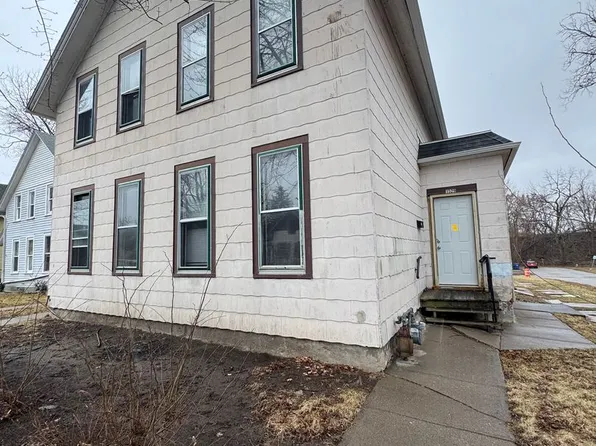 1527 W 6th St, Davenport, IA 52802