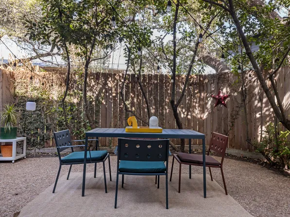 206 Park Ln APT C, Austin, TX 78704