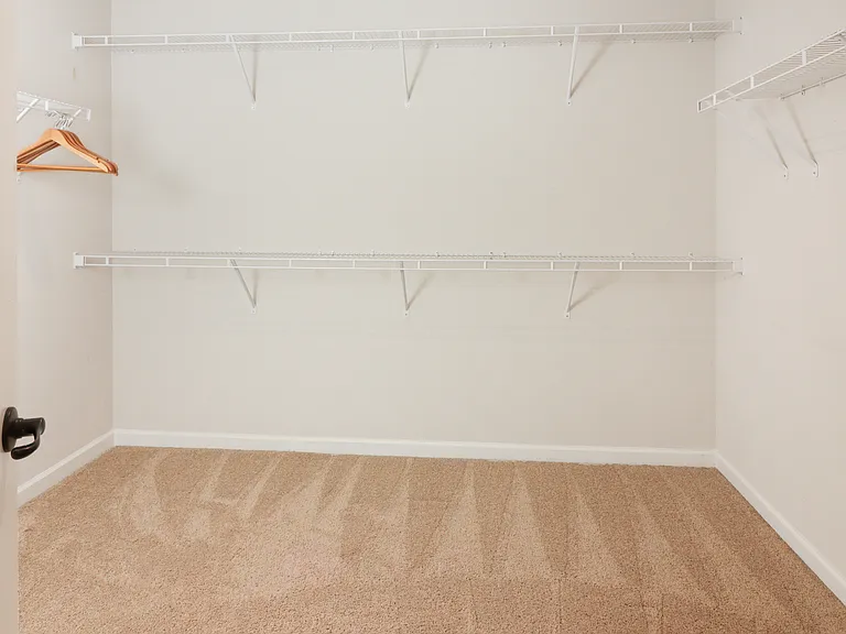 4010 Lake Manor Way — Photo 22