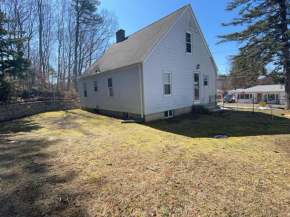 3rd image of 969 Greenville Ave